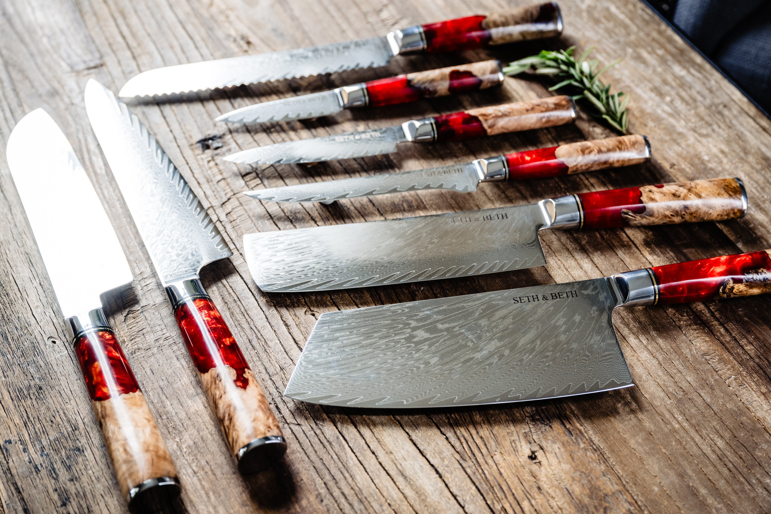 Tidal Red Engraved 8pc Damascus Knife Set